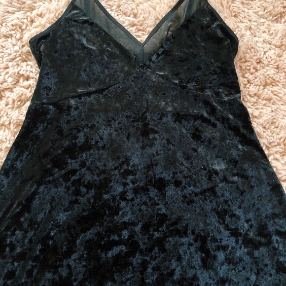 Black felt dress - Picture 3 of 3